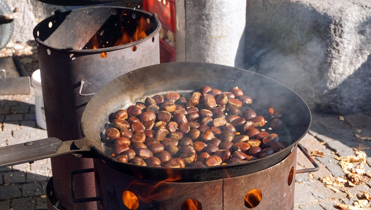 How to Roast Chestnuts on an Open Fire